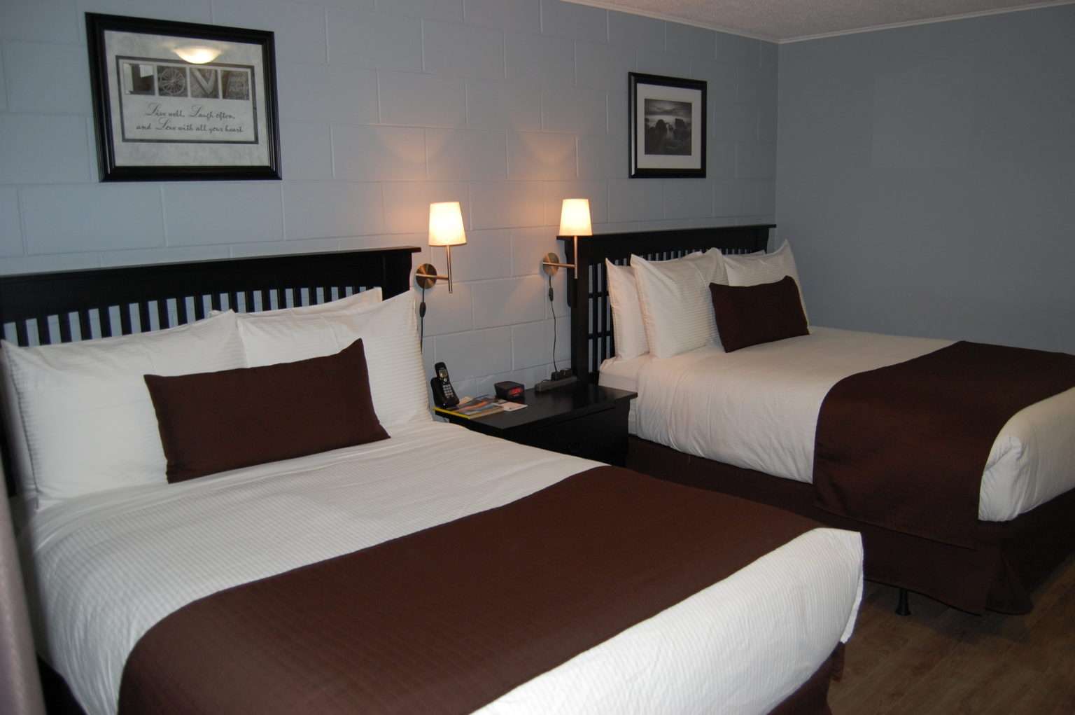 Double Room with Two Double Beds Rest Inn